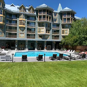 **** Hotel Cascade Wifi 2 Hot Tubs Pool Gym Sauna & Bike Valet Service Canada